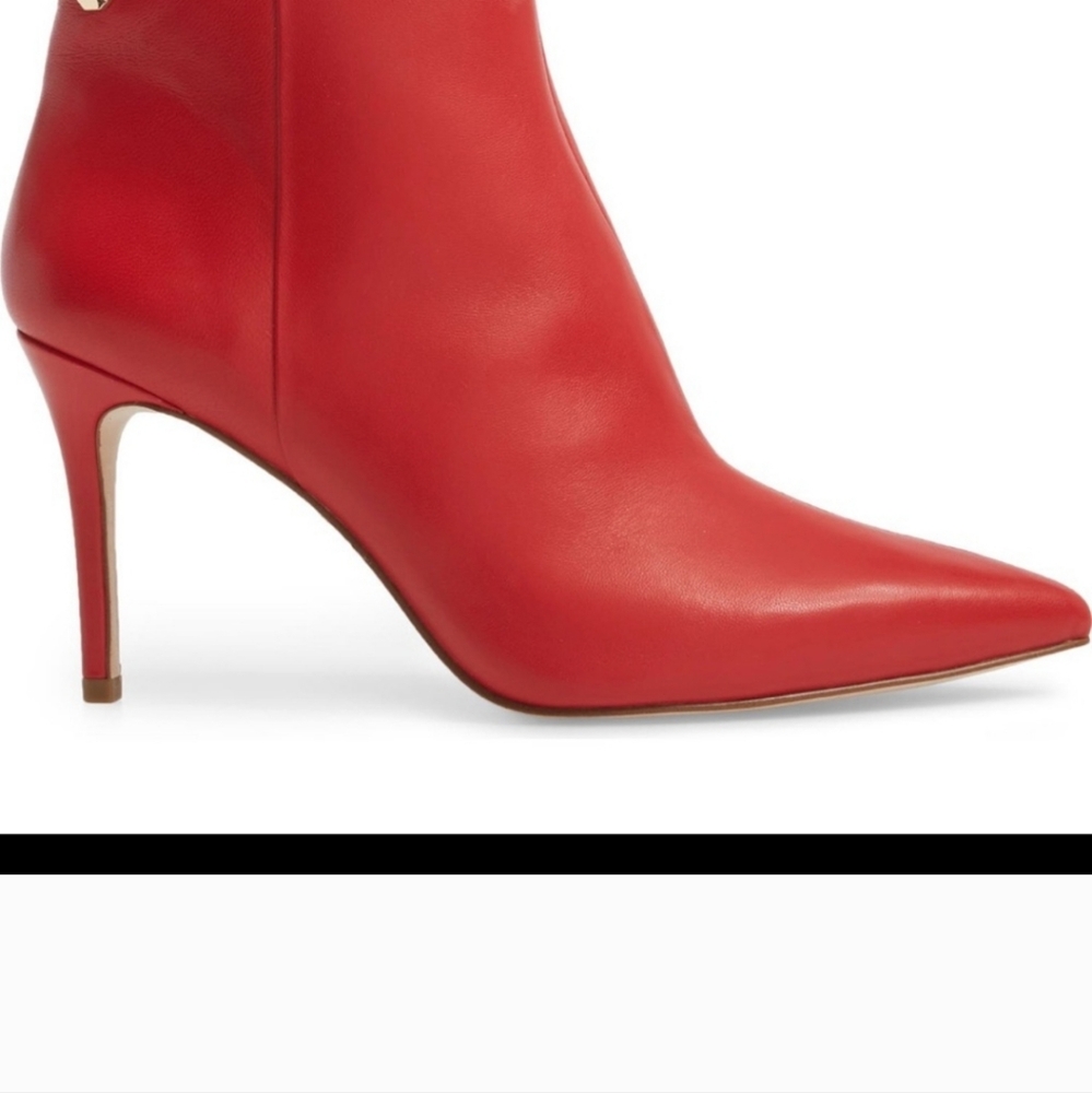 Louise et Ce red patent bootie NWOT